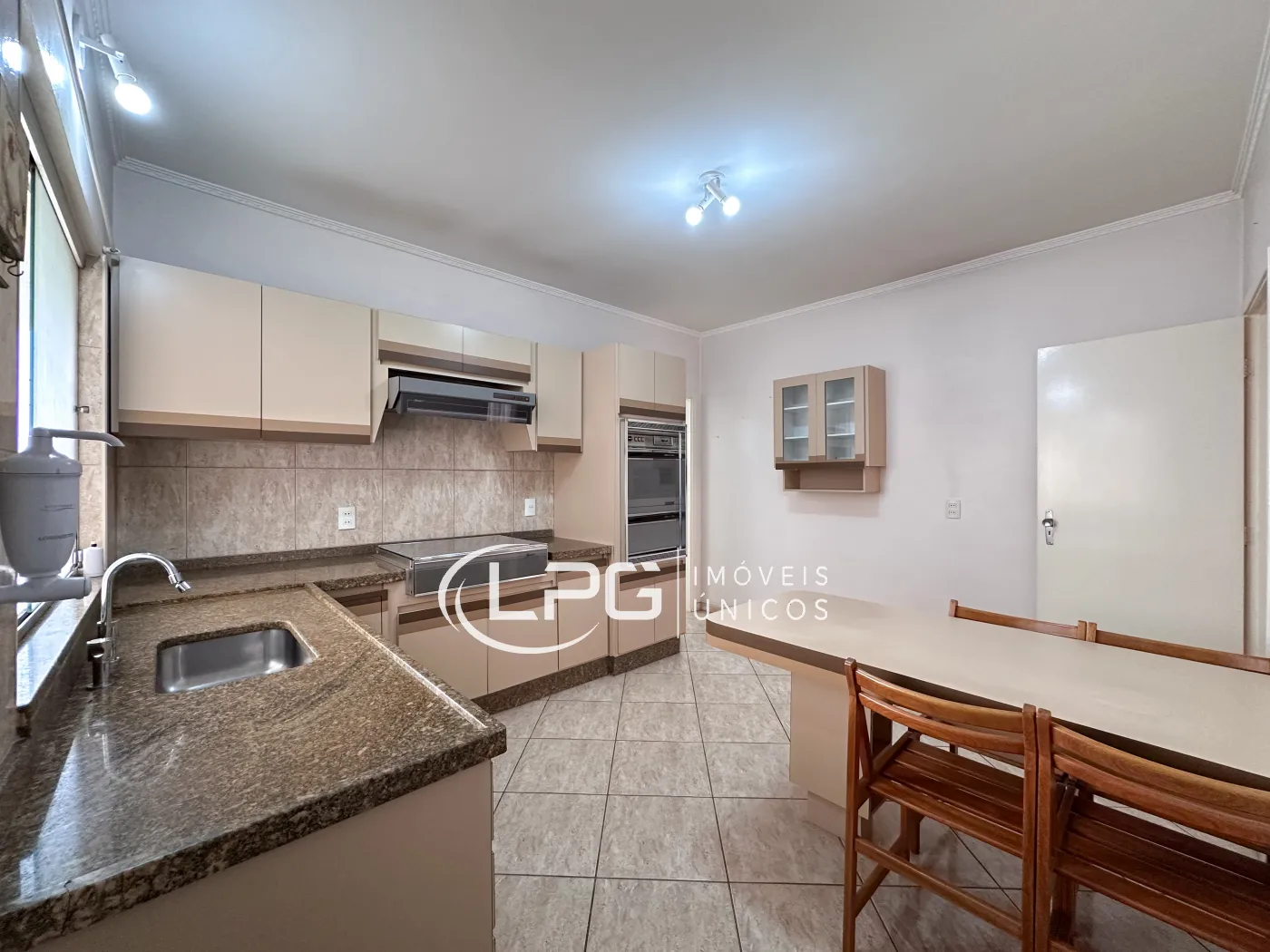 Comprar Casa / Padrão em Indaiatuba R$ 850.000,00 - Foto 11