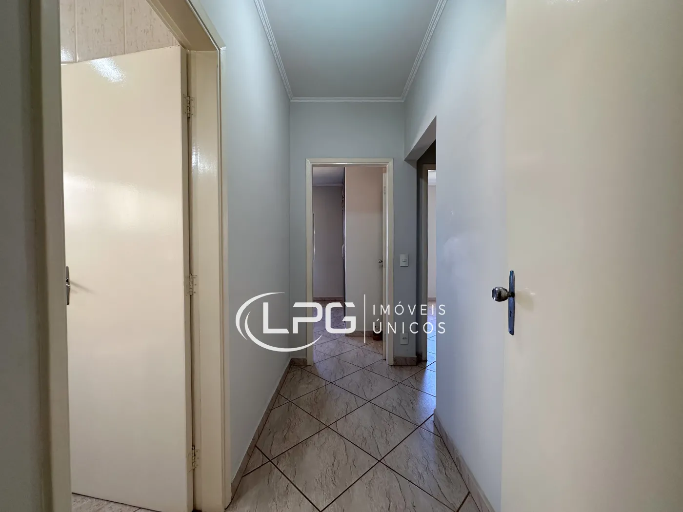 Comprar Casa / Padrão em Indaiatuba R$ 850.000,00 - Foto 12